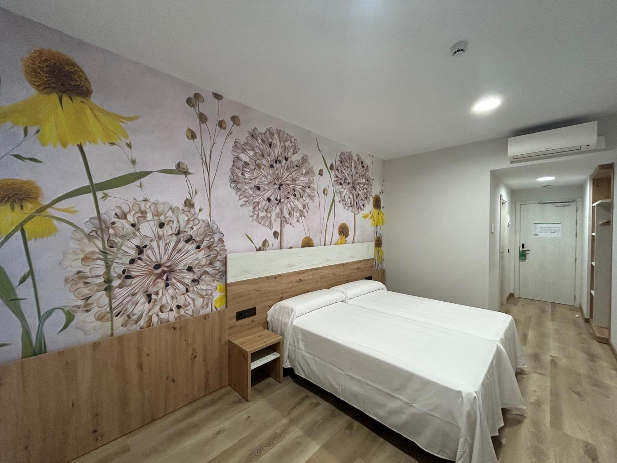 Hotel Javalambre 라 푸에블라 데 발베르데 외부 사진
