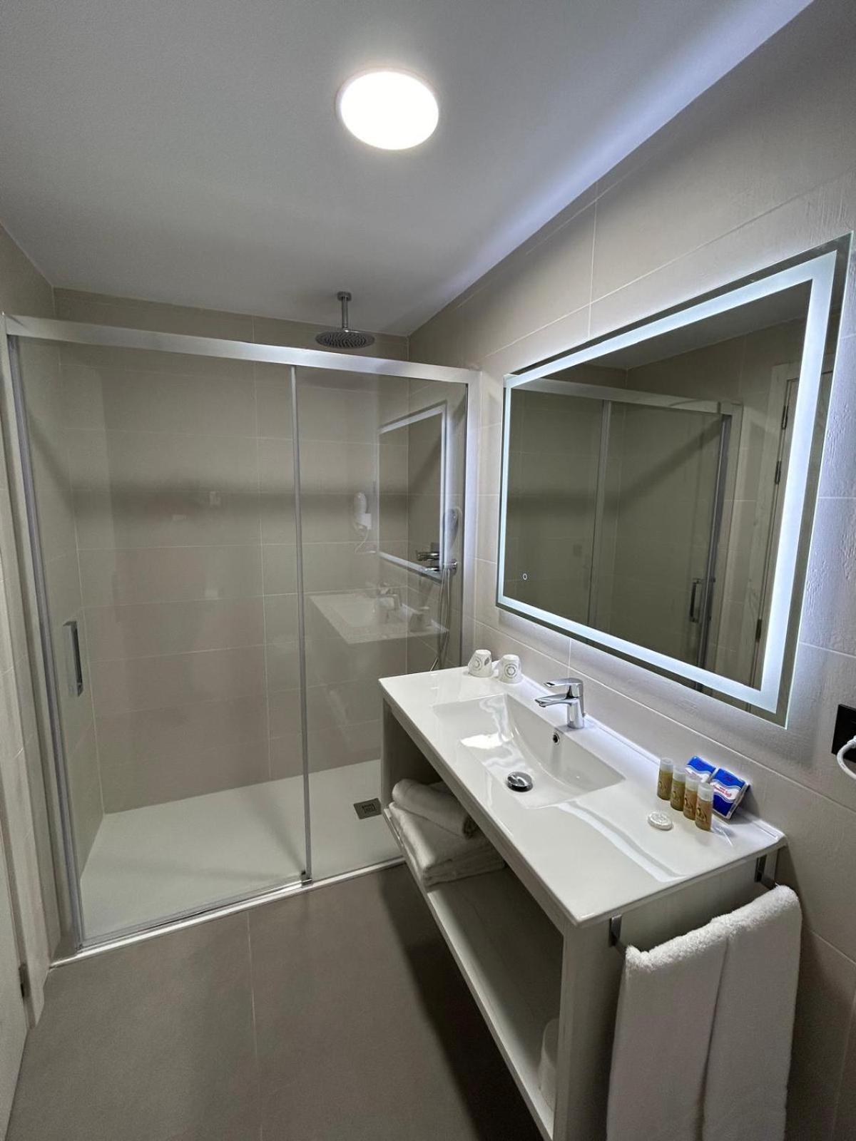 Hotel Javalambre 라 푸에블라 데 발베르데 외부 사진