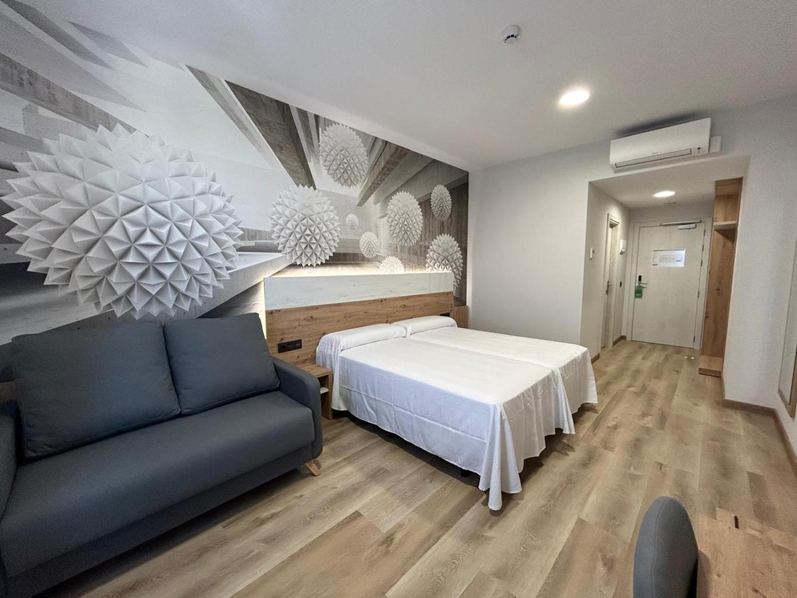 Hotel Javalambre 라 푸에블라 데 발베르데 외부 사진